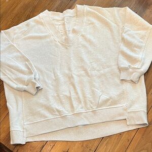 Aerie Light Cream V-Neck Women's Sweatshirt